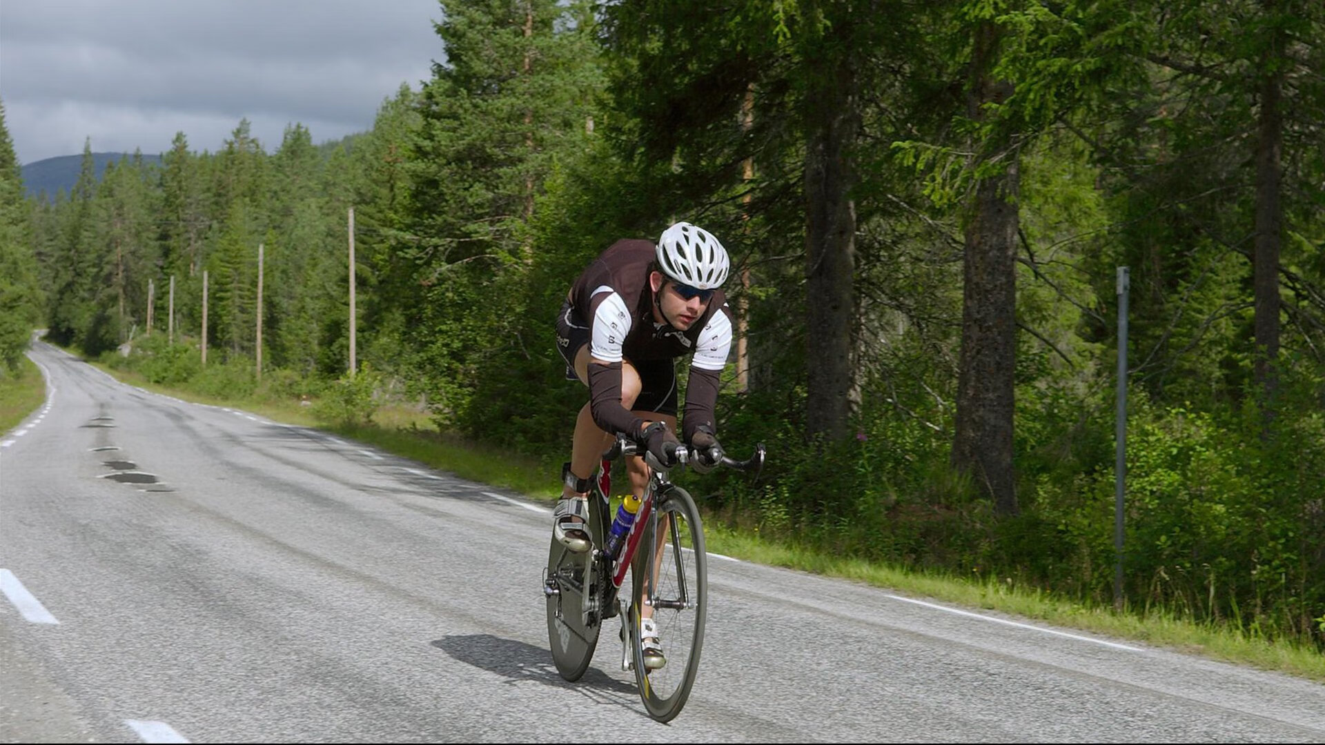 苏炳添体验高原训练对心肺影响较大，苏炳添原地跳高